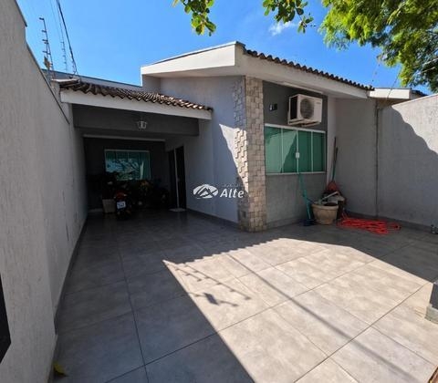 Casa à venda em Maringá, Jardim Imperial II, com 3 quartos, com 88 m²