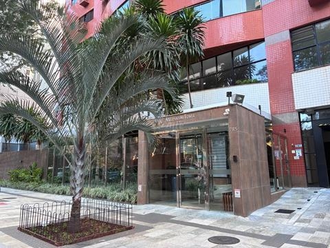 Apartamento à venda em Maringá, Zona 01, com 5 quartos, com 209.92 m²