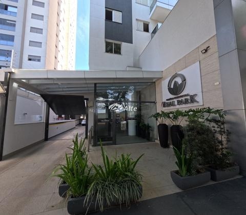 Apartamento para alugar em Maringá, Zona 07, com 3 quartos, com 80 m², Edifício Real Park