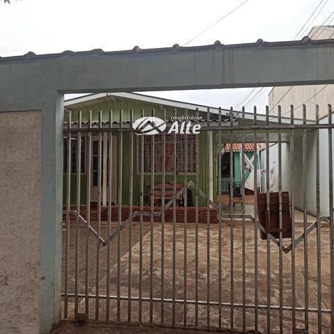 Casa à venda em Maringá, Jardim Alvorada, com 2 quartos, com 231.25 m²