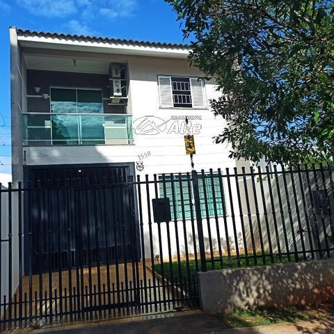 Sobrado à venda em Maringá, Jardim Tupinambá, com 3 quartos, com 141.61 m²