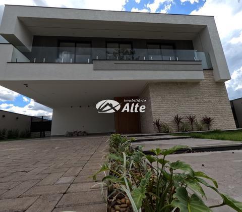 Sobrado à venda em Maringá, Jardins de Monet Residence, com 4 suítes, com 337 m²