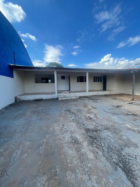 Casa à venda e para alugar em Maringá, Jardim Catedral, com 3 quartos, com 119.51 m²