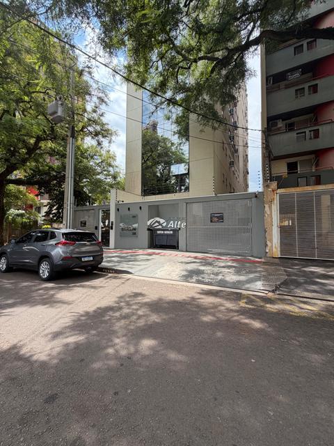 Apartamento à venda em Maringá, Zona 07, com 2 quartos, com 63.08 m², Edifício BATAGLINI