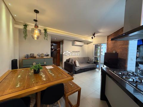 Apartamento à venda em Maringá, Zona 01, com 2 suítes, com 76.38 m², Edifício Saint Antoine