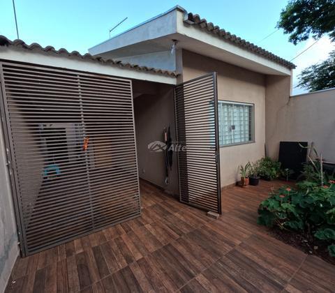 Casa à venda em Maringá, Jardim Alvorada, com 3 quartos, com 151 m²