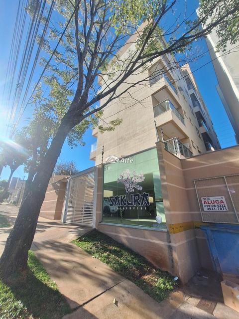Apartamento para alugar em Maringá, Zona 07, com 2 quartos, com 66 m², Edifício Sakura